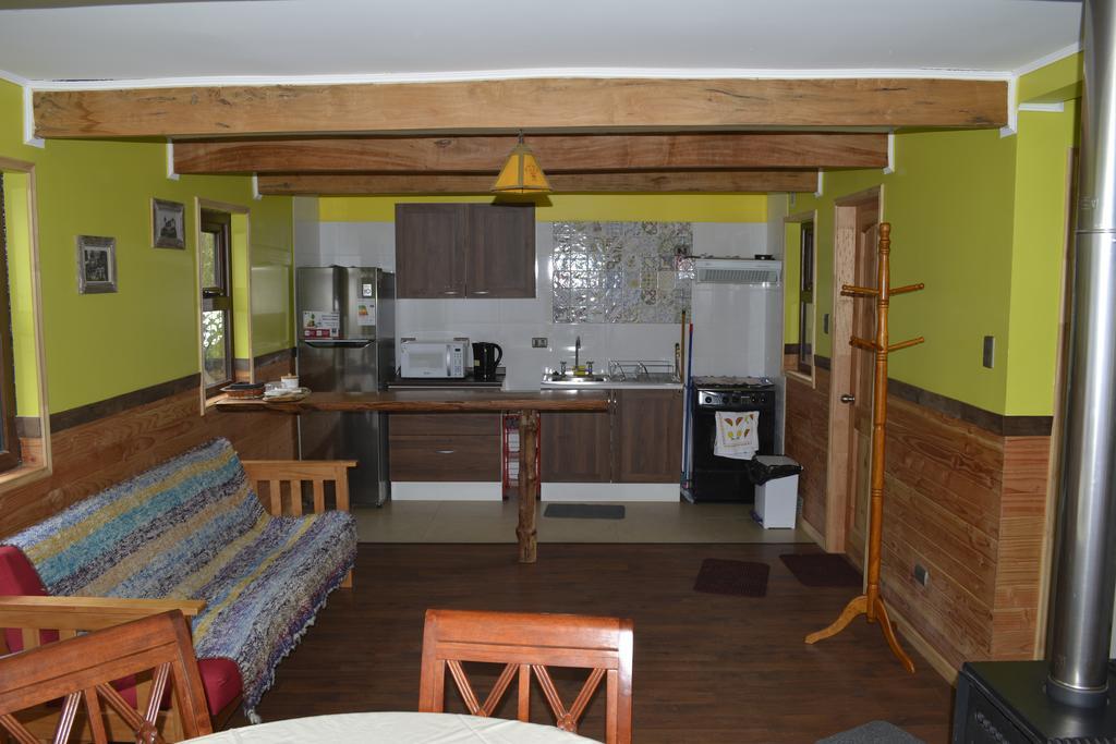 Cabanas Estacion Del Lago ปูแอร์โตบารัส ภายนอก รูปภาพ