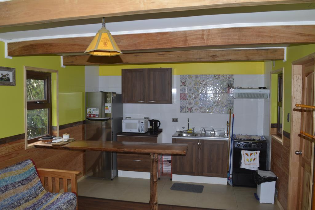 Cabanas Estacion Del Lago ปูแอร์โตบารัส ภายนอก รูปภาพ